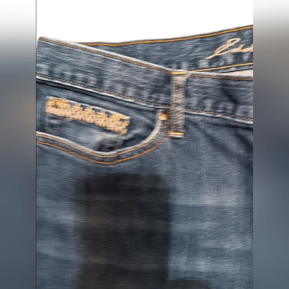 Eddie Bauer Relaxed Boyfriend Jeans Classic Style with Chic Embroidery - Picture 3 of 10